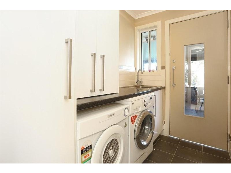 36 Cozens Way, Highland Park QLD 4211