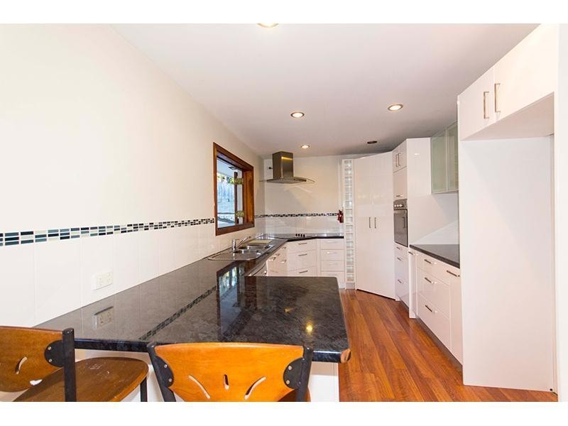 24 Yoolantie Crescent, Nerang QLD 4211