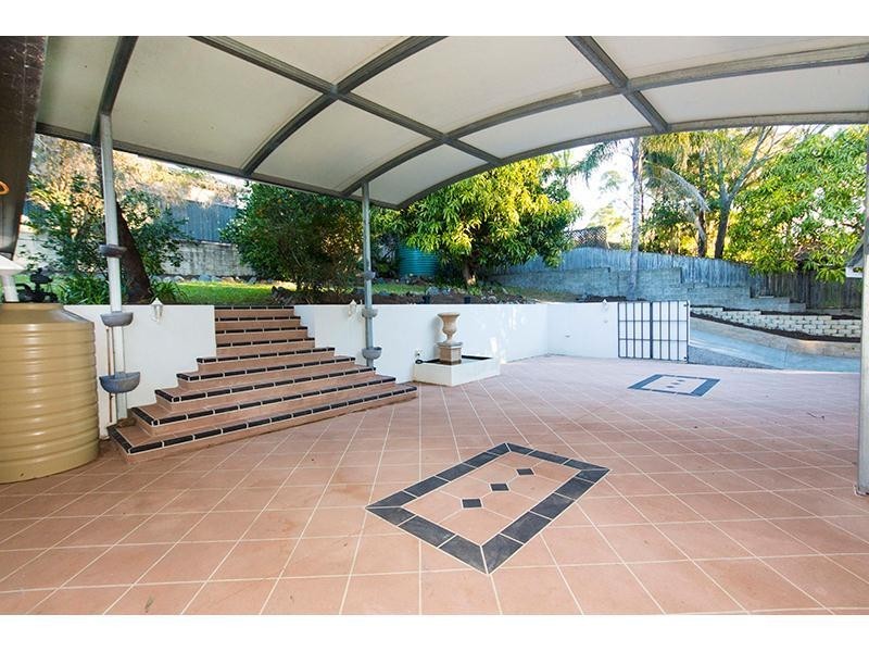 24 Yoolantie Crescent, Nerang QLD 4211