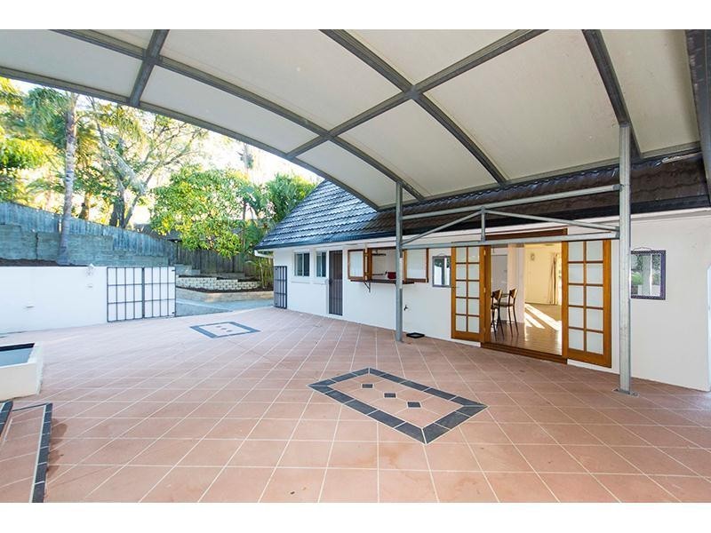 24 Yoolantie Crescent, Nerang QLD 4211