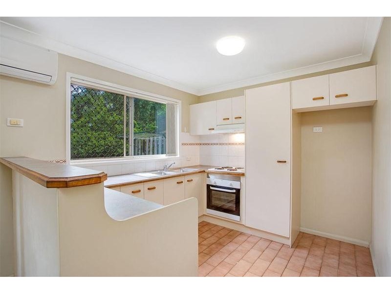 25/6 Ben Lomond Drive, Highland Park QLD 4211