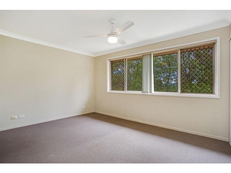 25/6 Ben Lomond Drive, Highland Park QLD 4211