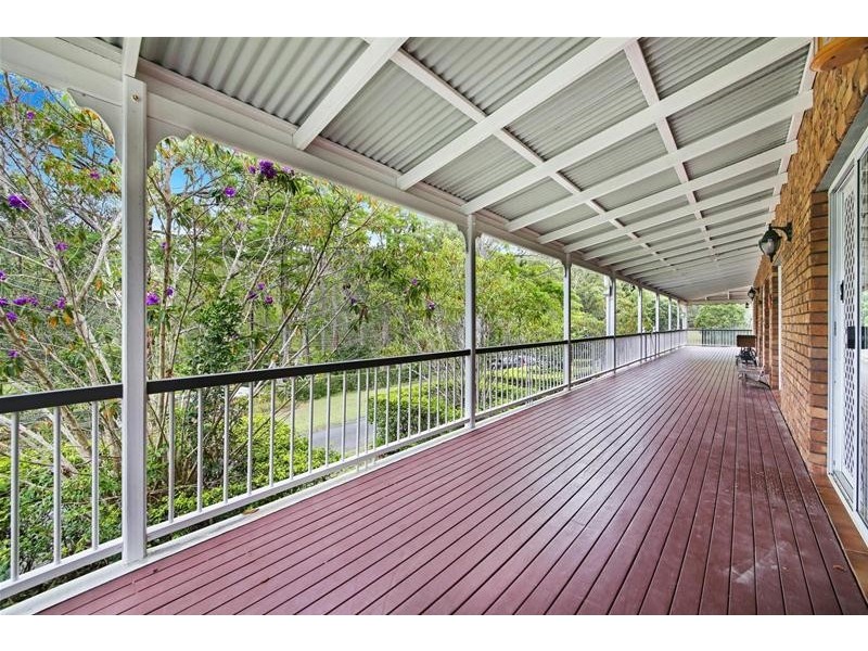 37 Parkway Drive, Advancetown QLD 4211