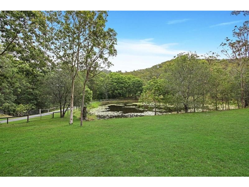 37 Parkway Drive, Advancetown QLD 4211