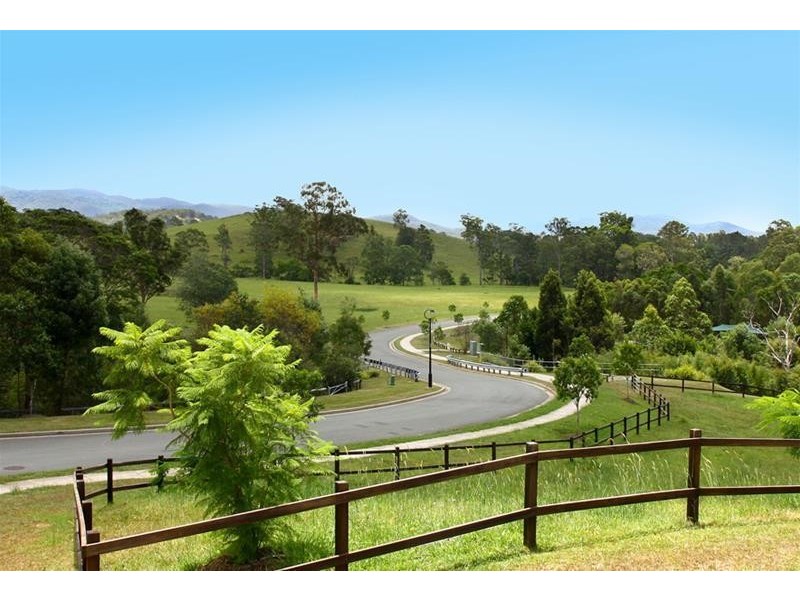 158 Ridgeline Court, Mount Nathan QLD 4211