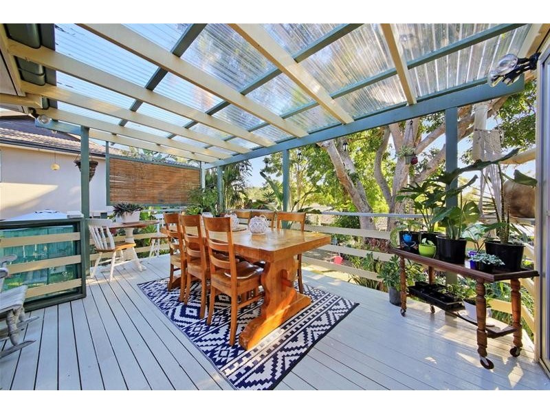 7 Nakina Street, Southport QLD 4215