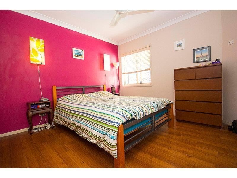 2/21 Hellman Street, Molendinar QLD 4214