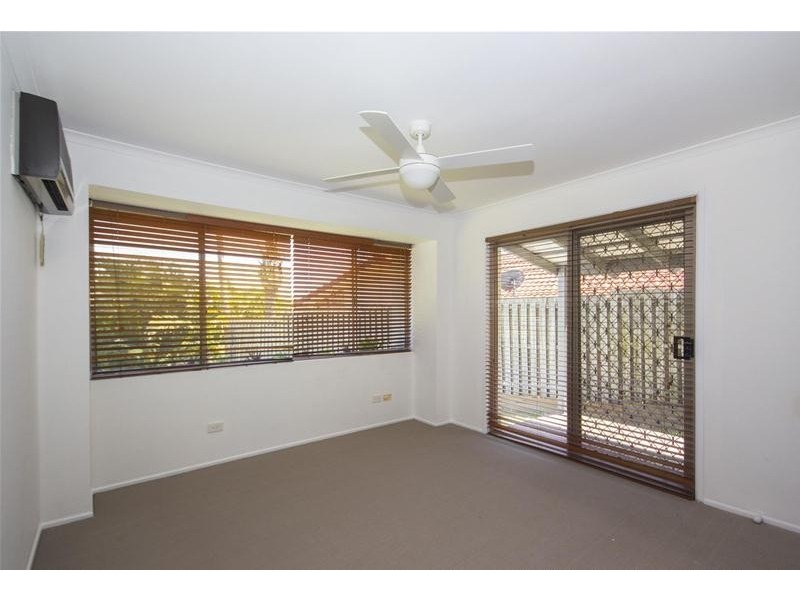 4 Garvie Place, Highland Park QLD 4211