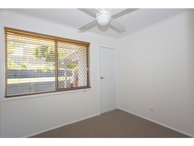 4 Garvie Place, Highland Park QLD 4211