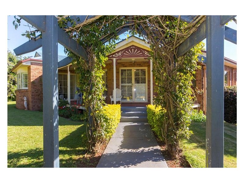 60-62 Bateke Road, Tamborine Mountain QLD 4272