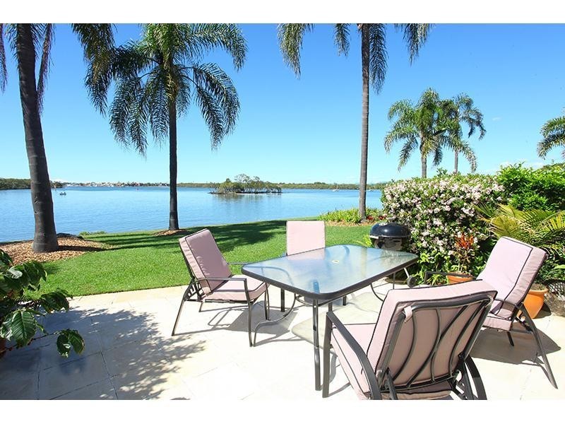 21/81 Boykambil Esplanade, Hope Island QLD 4212
