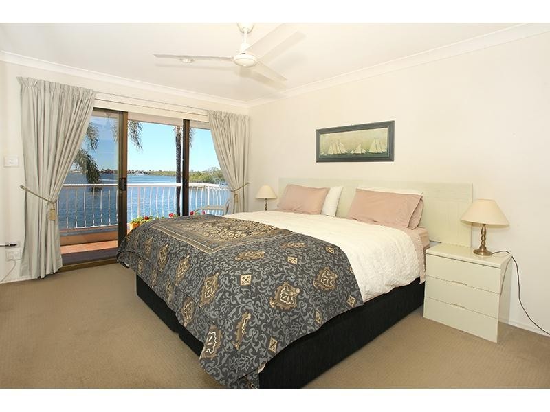 21/81 Boykambil Esplanade, Hope Island QLD 4212