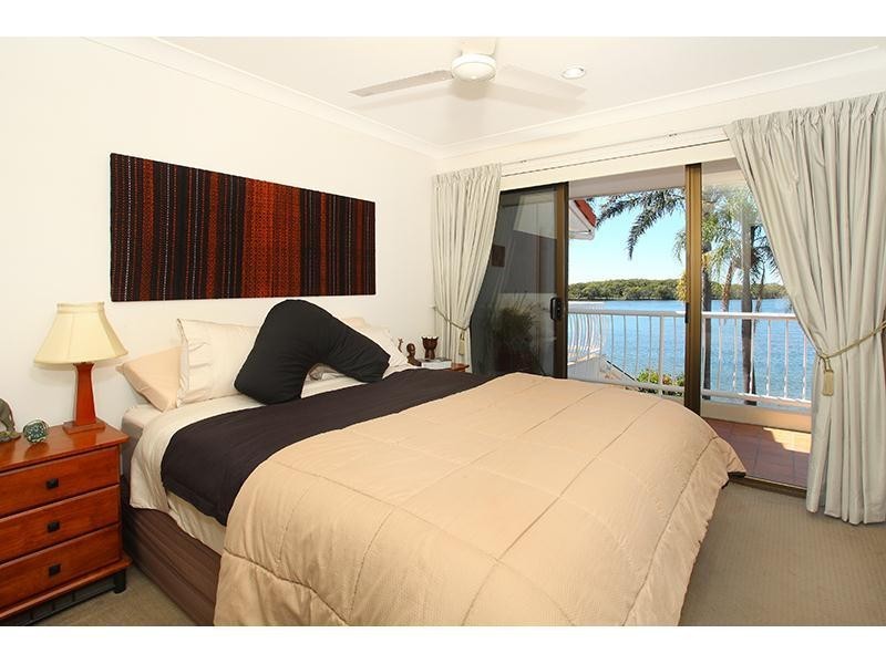 21/81 Boykambil Esplanade, Hope Island QLD 4212