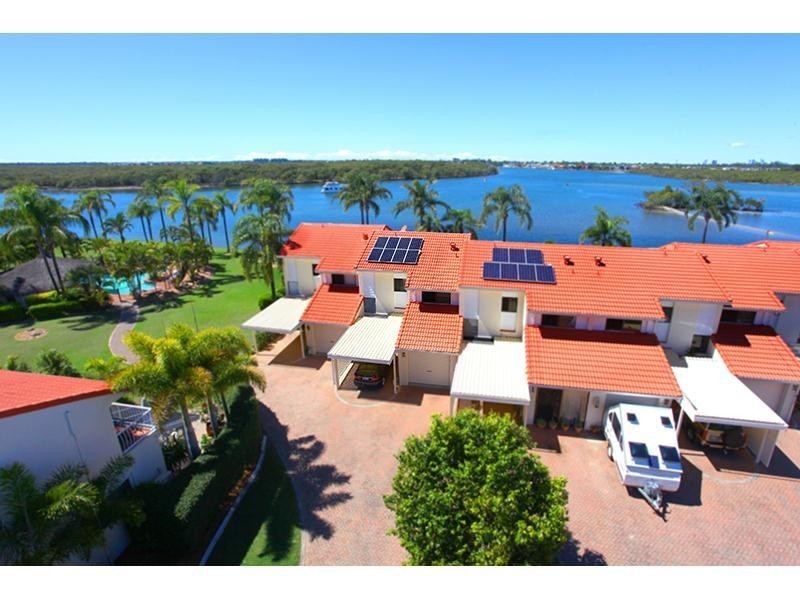 21/81 Boykambil Esplanade, Hope Island QLD 4212