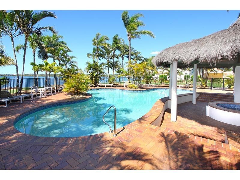 21/81 Boykambil Esplanade, Hope Island QLD 4212