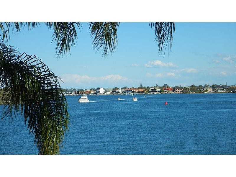 21/81 Boykambil Esplanade, Hope Island QLD 4212