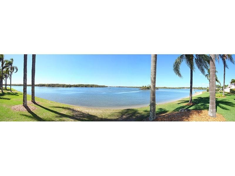 21/81 Boykambil Esplanade, Hope Island QLD 4212