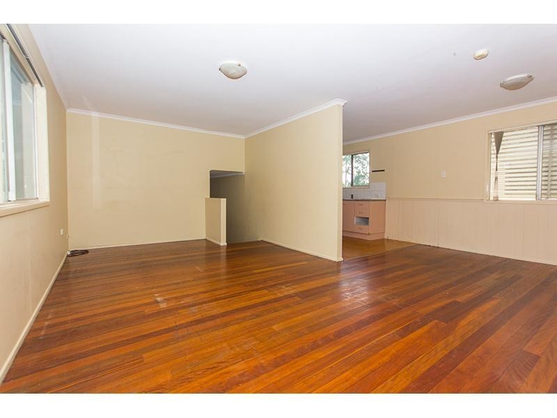 17 Nerang Broadbeach Road, Nerang QLD 4211