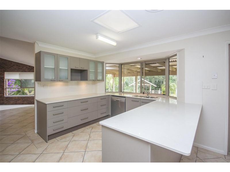 31 Merloo Drive, Nerang QLD 4211