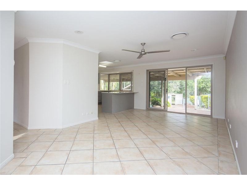 31 Merloo Drive, Nerang QLD 4211