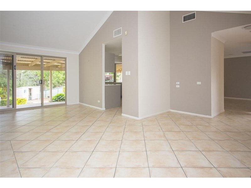 31 Merloo Drive, Nerang QLD 4211