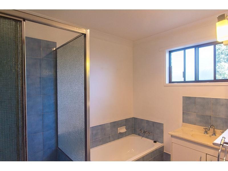 93 North Road, Lower Beechmont QLD 4211