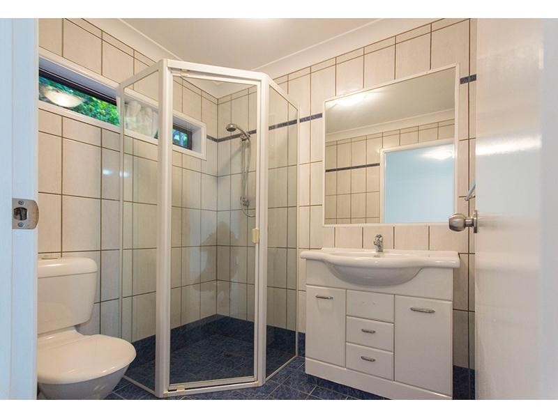 16 Hellfire Pass, Lower Beechmont QLD 4211