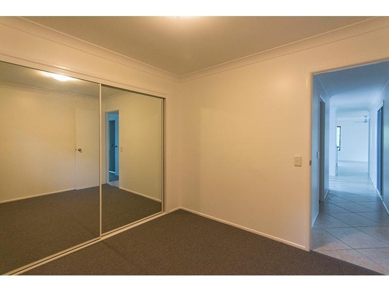 16 Hellfire Pass, Lower Beechmont QLD 4211