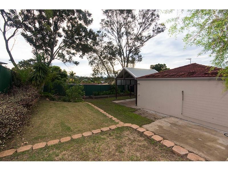 64 Alexander Drive, Highland Park QLD 4211