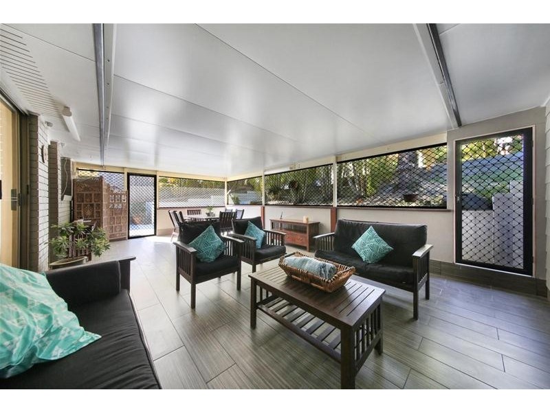 20 Yoolantie Crescent, Nerang QLD 4211