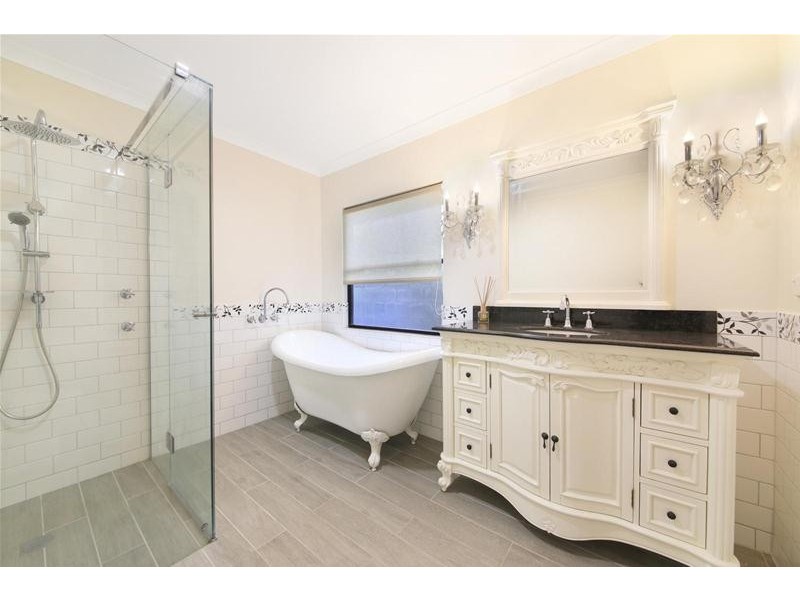 20 Yoolantie Crescent, Nerang QLD 4211