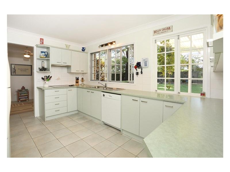 1 Willawong Crescent, Nerang QLD 4211