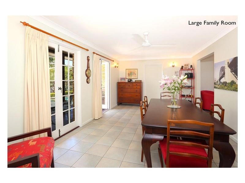 1 Willawong Crescent, Nerang QLD 4211