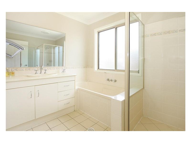 6 Bedroff Street, Upper Coomera QLD 4209