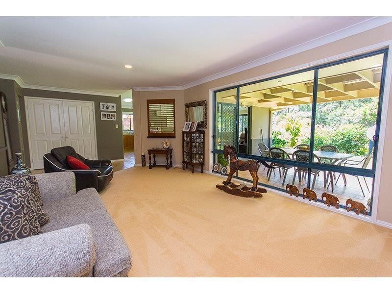 74 Trentbridge Court, Mount Nathan QLD 4211