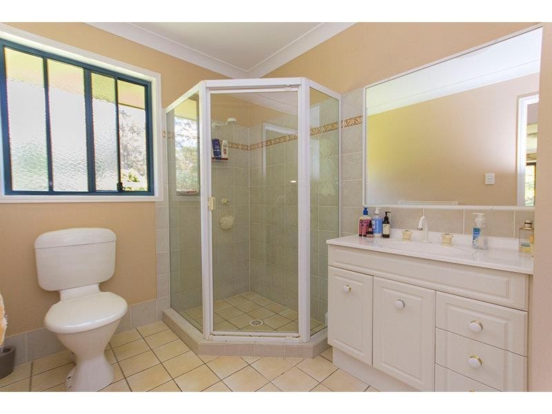 74 Trentbridge Court, Mount Nathan QLD 4211