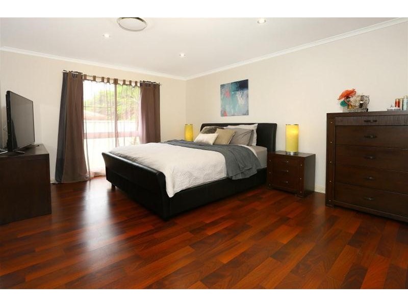 2 The Avenue, Nerang QLD 4211