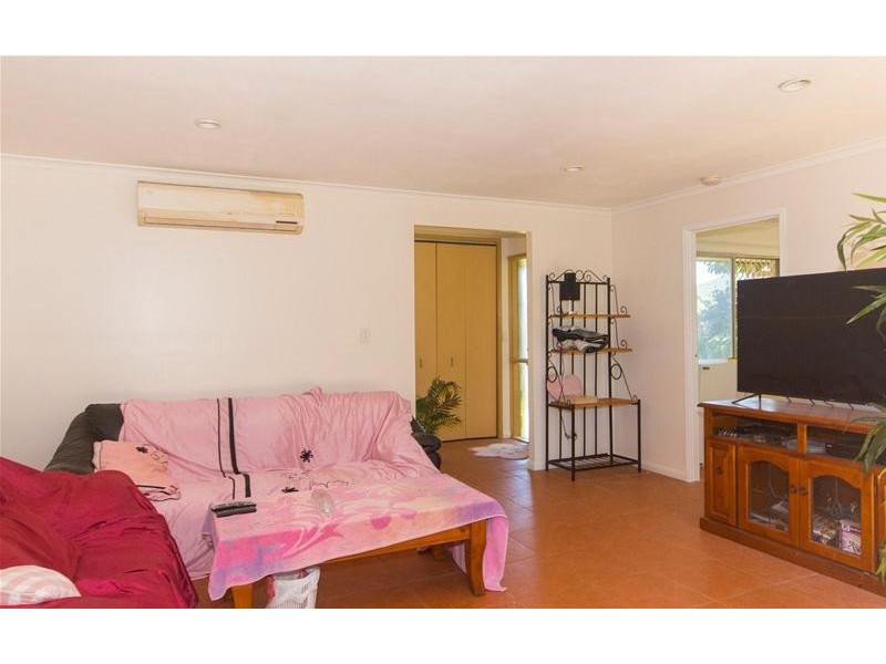 16 Bartlett Avenue, Nerang QLD 4211