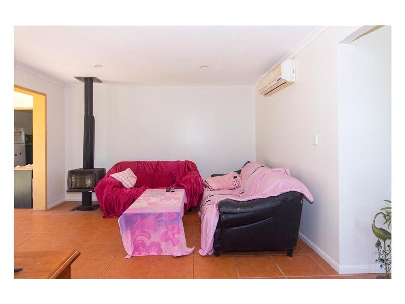 16 Bartlett Avenue, Nerang QLD 4211