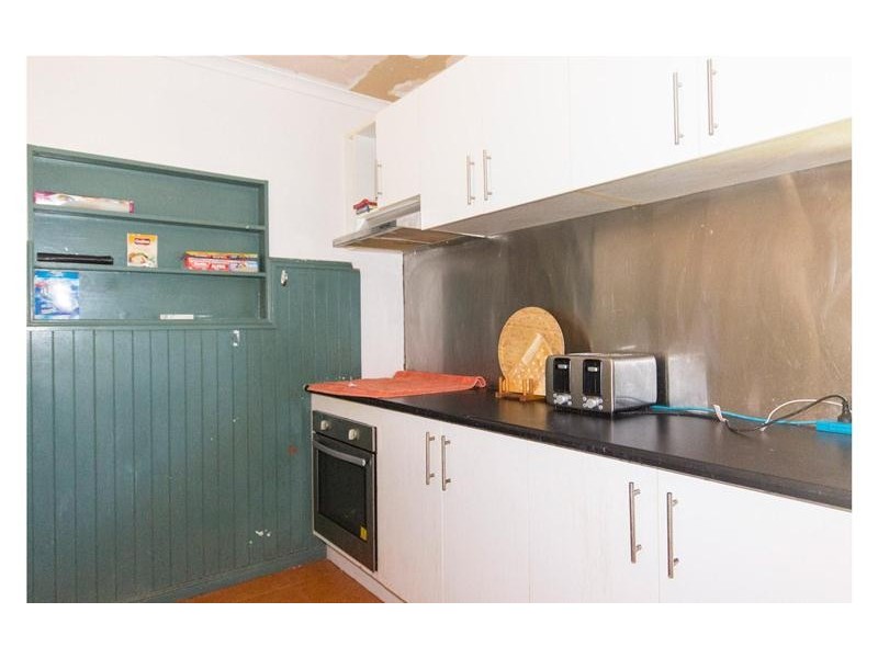 16 Bartlett Avenue, Nerang QLD 4211