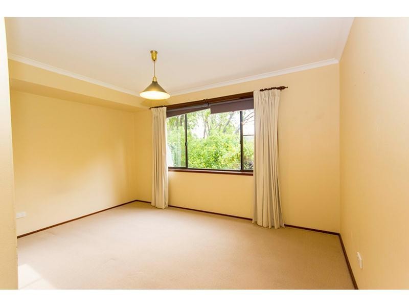 32 Riverlea Waters Drive, Nerang QLD 4211