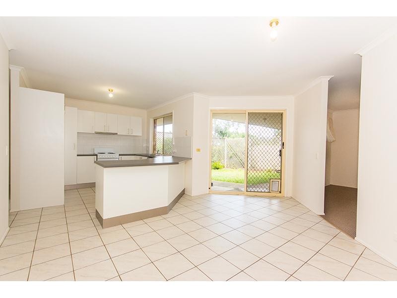 22 Cozens Way, Highland Park QLD 4211