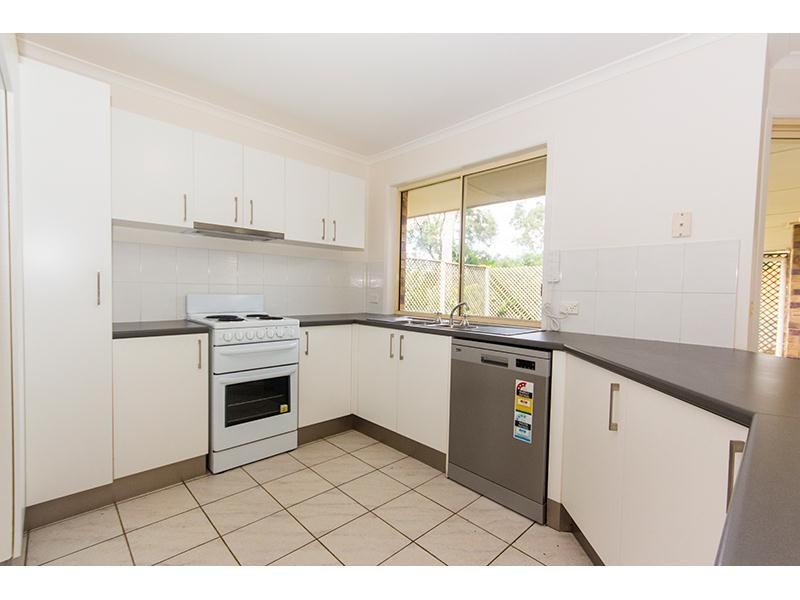 22 Cozens Way, Highland Park QLD 4211