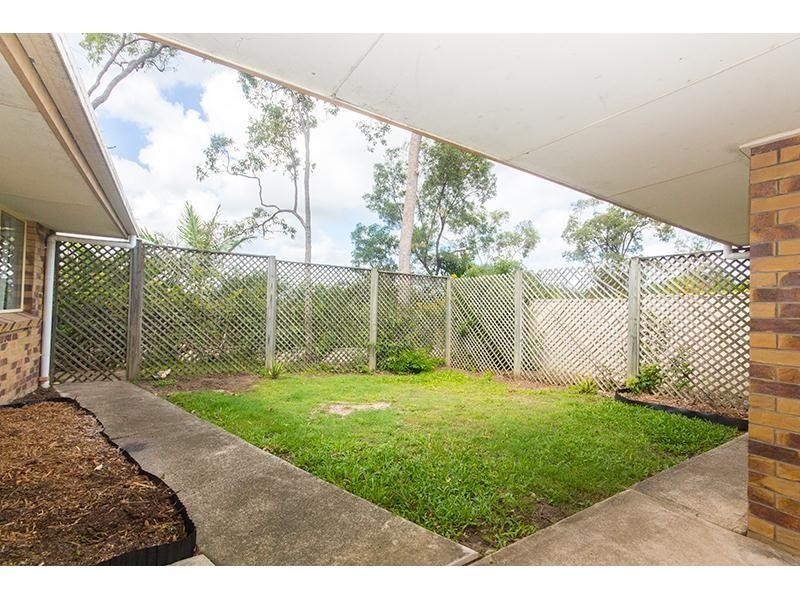 22 Cozens Way, Highland Park QLD 4211