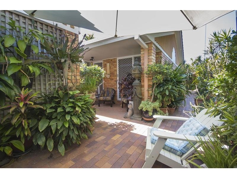 8/173 Barrier Reef Drive, Mermaid Waters QLD 4218