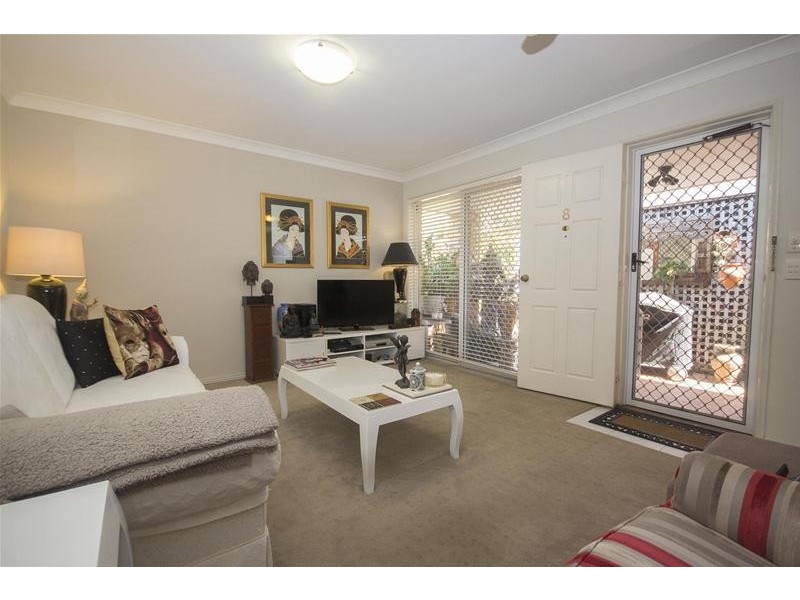 8/173 Barrier Reef Drive, Mermaid Waters QLD 4218