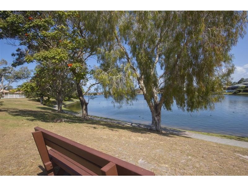 8/173 Barrier Reef Drive, Mermaid Waters QLD 4218