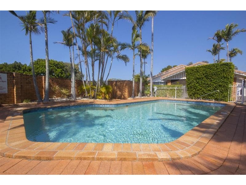 8/173 Barrier Reef Drive, Mermaid Waters QLD 4218