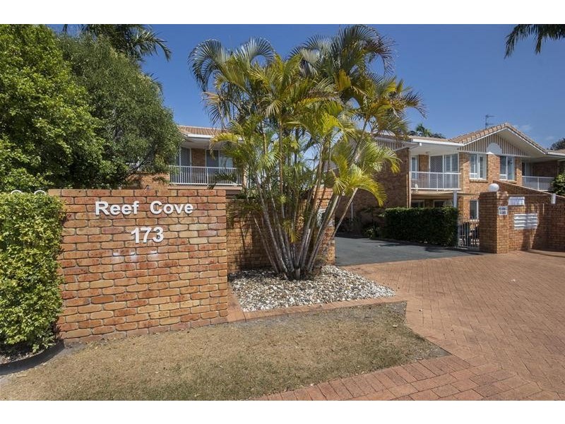 8/173 Barrier Reef Drive, Mermaid Waters QLD 4218