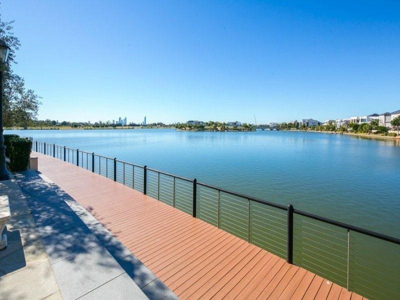 4037/3027 The Boulevard, Carrara QLD 4211